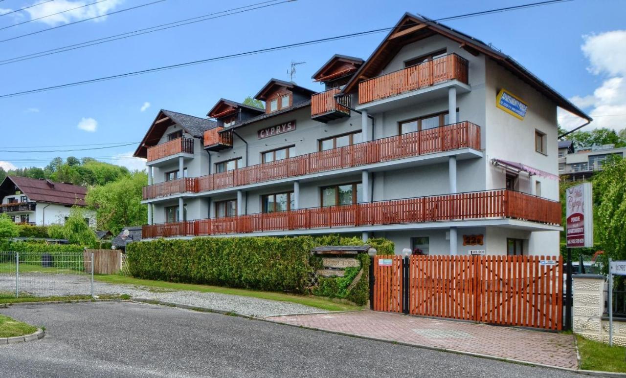 Willa Cyprys - Pokoje I Apartamenty Z Aneksami - Centrum Wisla Ngoại thất bức ảnh