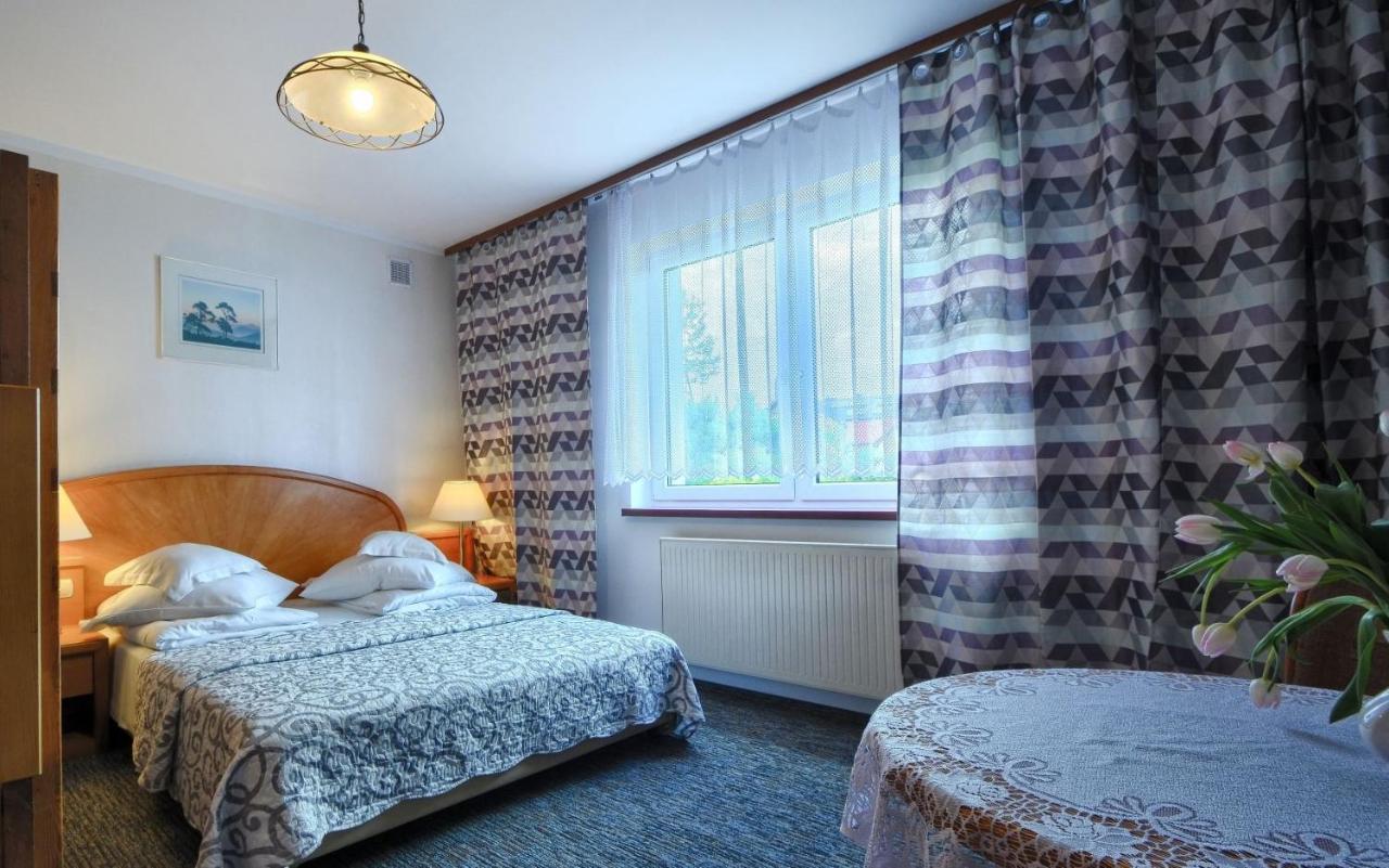 Willa Cyprys - Pokoje I Apartamenty Z Aneksami - Centrum Wisla Ngoại thất bức ảnh