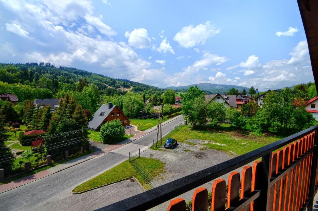 Willa Cyprys - Pokoje I Apartamenty Z Aneksami - Centrum Wisla Ngoại thất bức ảnh