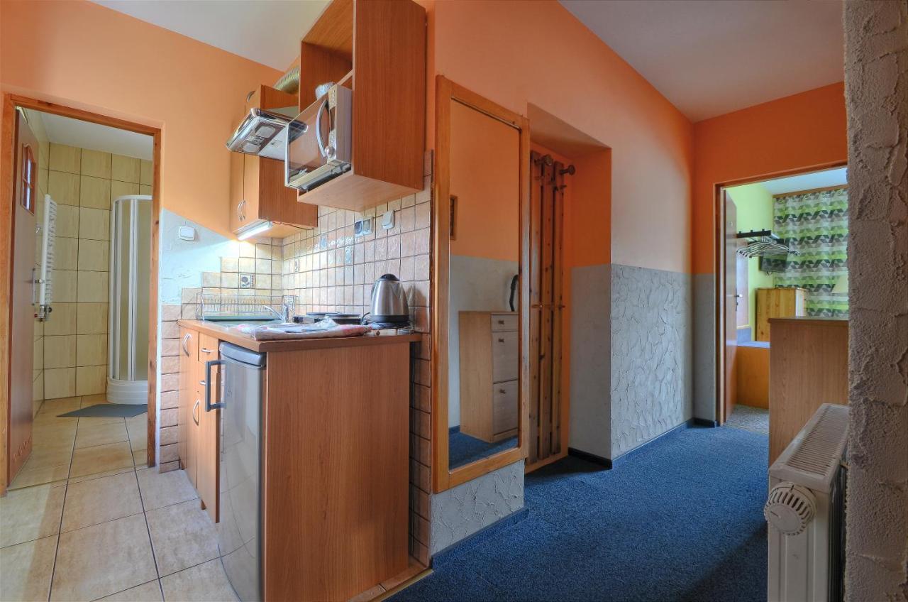 Willa Cyprys - Pokoje I Apartamenty Z Aneksami - Centrum Wisla Ngoại thất bức ảnh